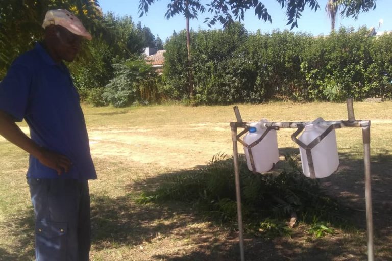Slimme watertap zonder handen te gebruiken